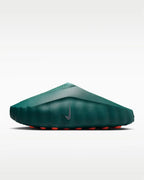 Nike Mind 001 Mineral Slate — détail semelle innovante Mind