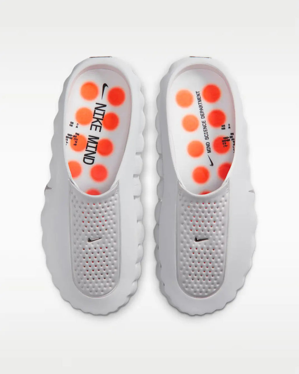 Nike Mind 001 Light Smoke Grey — vue arrière talon