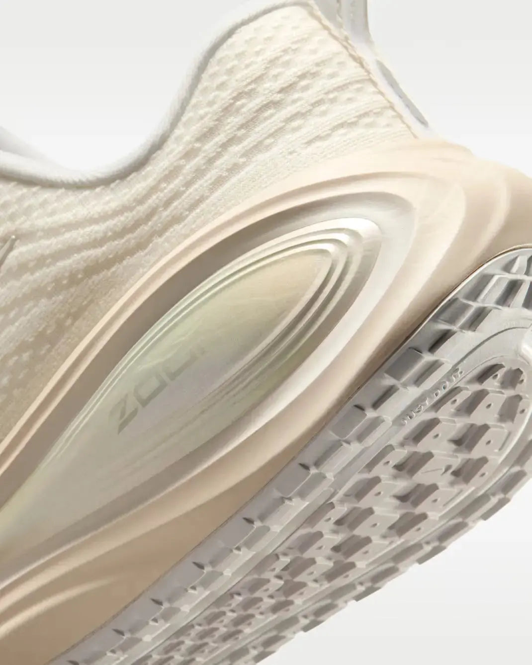 Nike Vomero Plus 'Summit White Gypsum' Nike