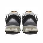 New Balance NB 2002R Protection - Black and Grey New Balance