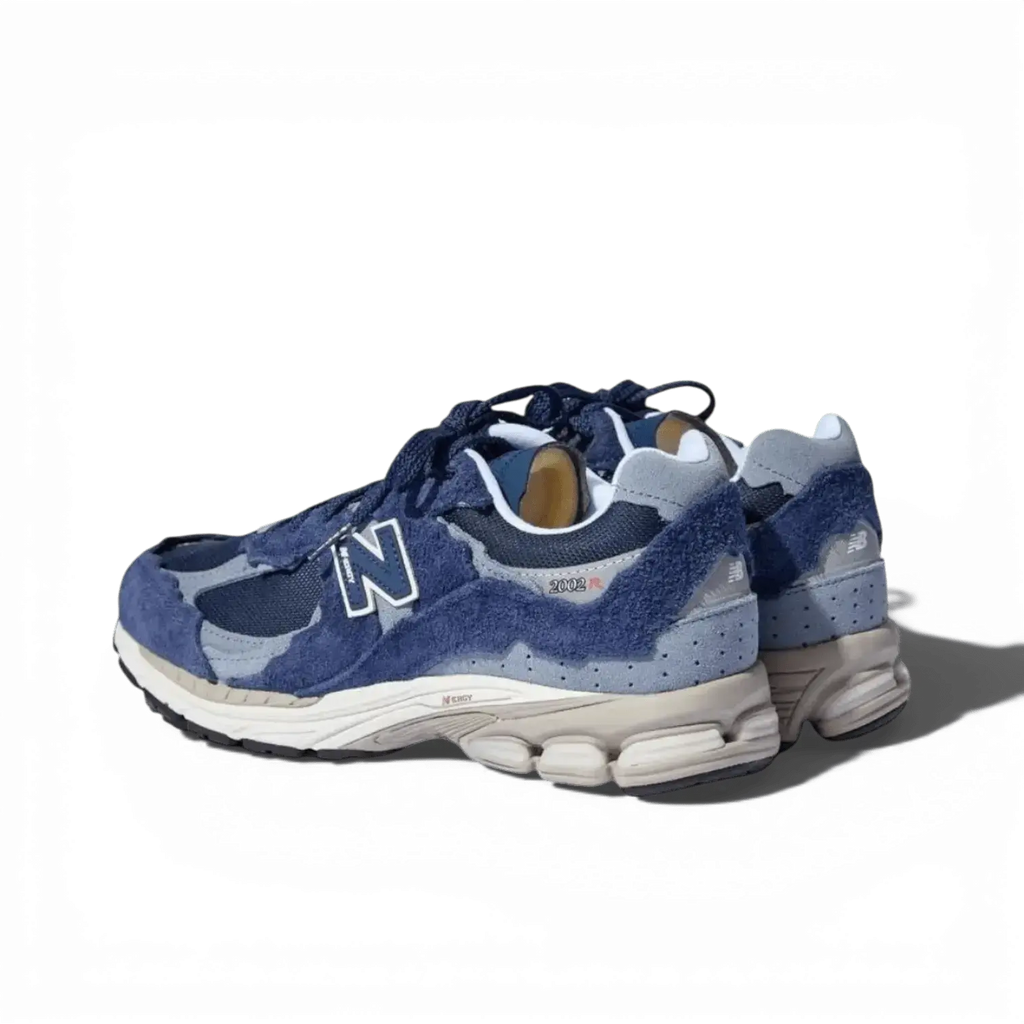 New Balance NB 2002R Protection - Navy and Light Blue New Balance
