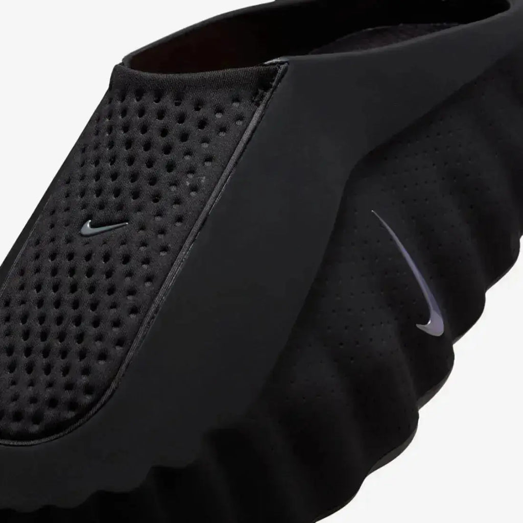 Nike Mind 001 Black Hyper Crimson Nike