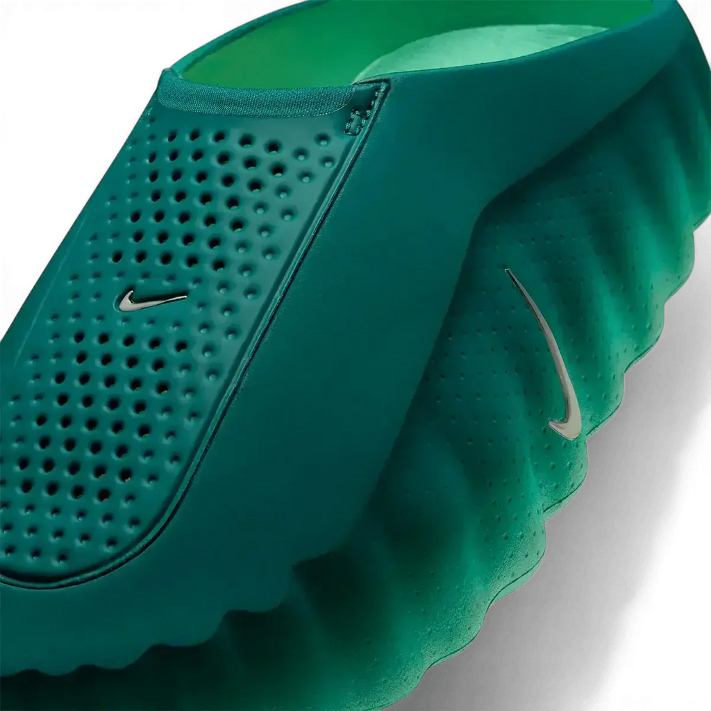 Nike Mind 001 Geode Teal Light Mint — vue arrière talon vert-bleu