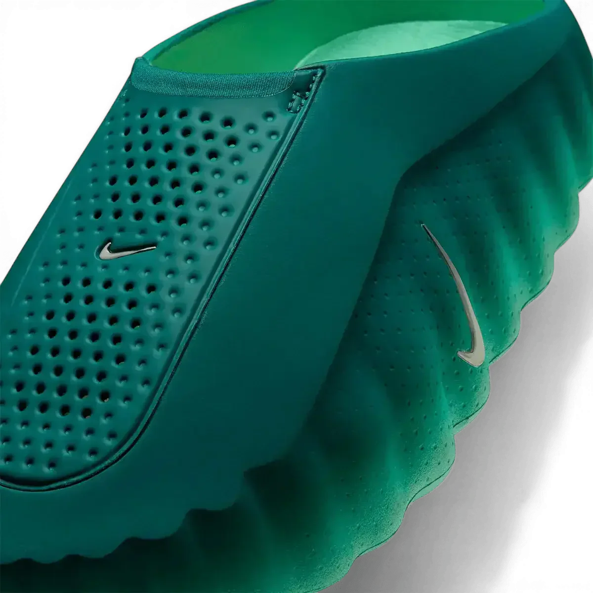 Nike Mind 001 Geode Teal Light Mint — vue arrière talon vert-bleu