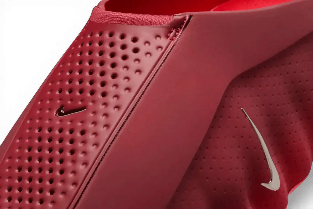Nike Mind 001 Team Red — vue trois quarts avant
