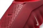Nike Mind 001 Team Red — vue trois quarts avant