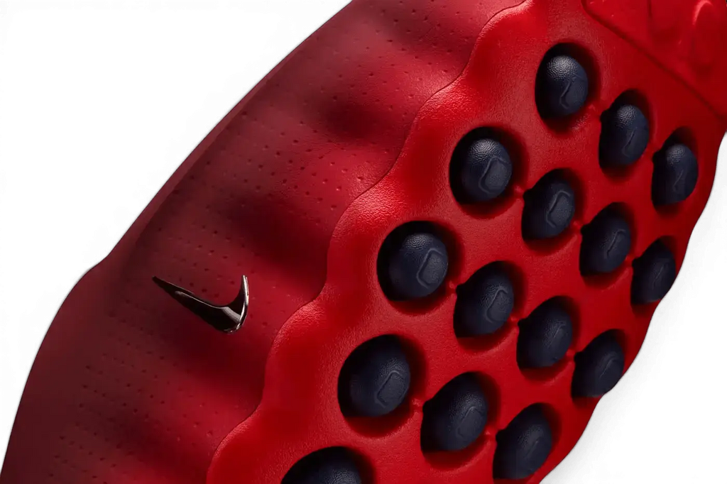 Nike Mind 001 Team Red — détail semelle innovante Nike Mind
