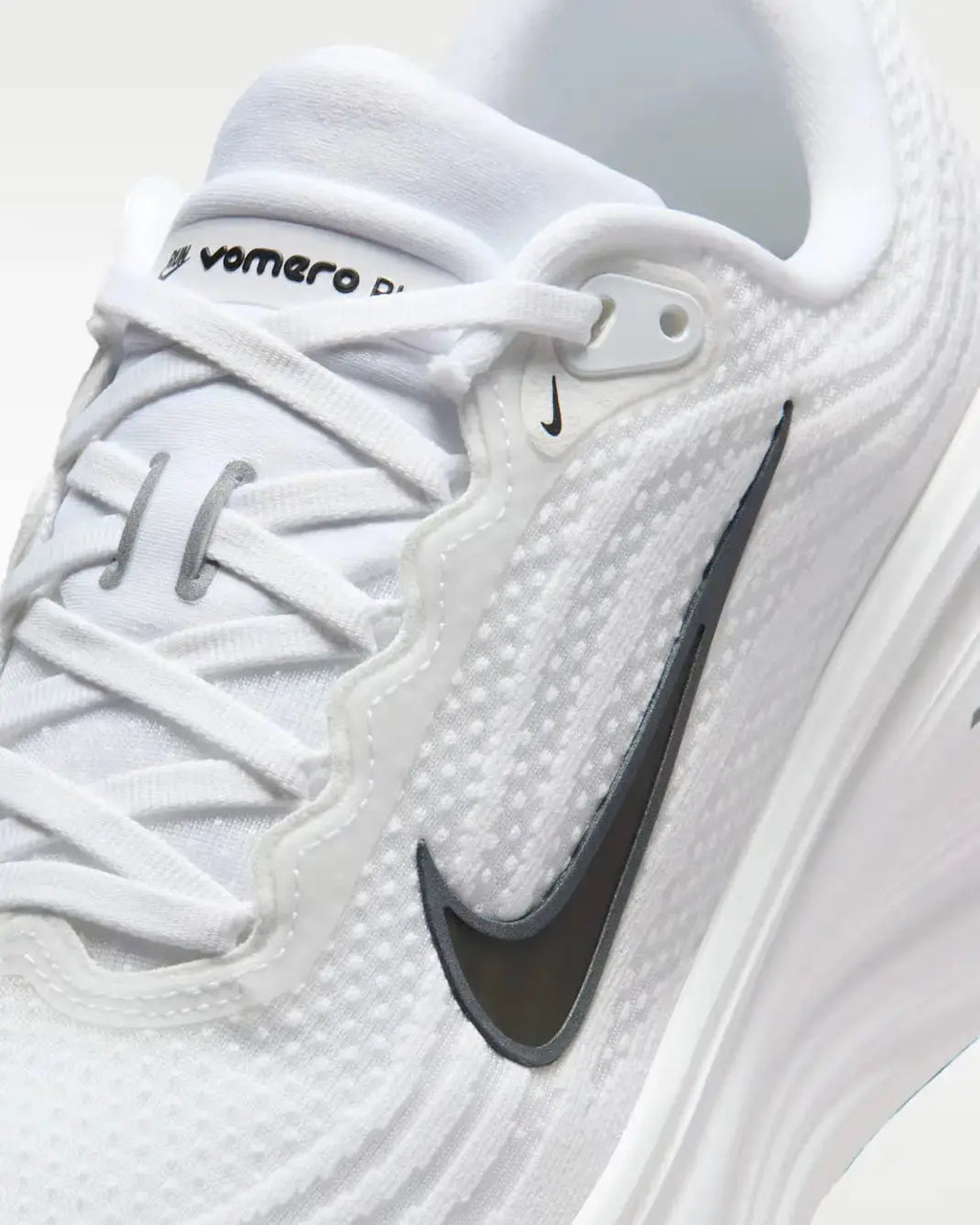 Nike Vomero Plus White Dark Smoke Nike