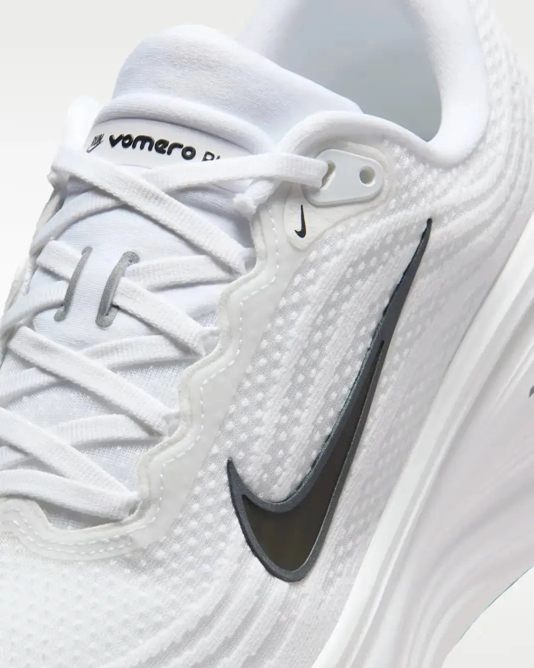 Nike Vomero Plus White Dark Smoke Nike