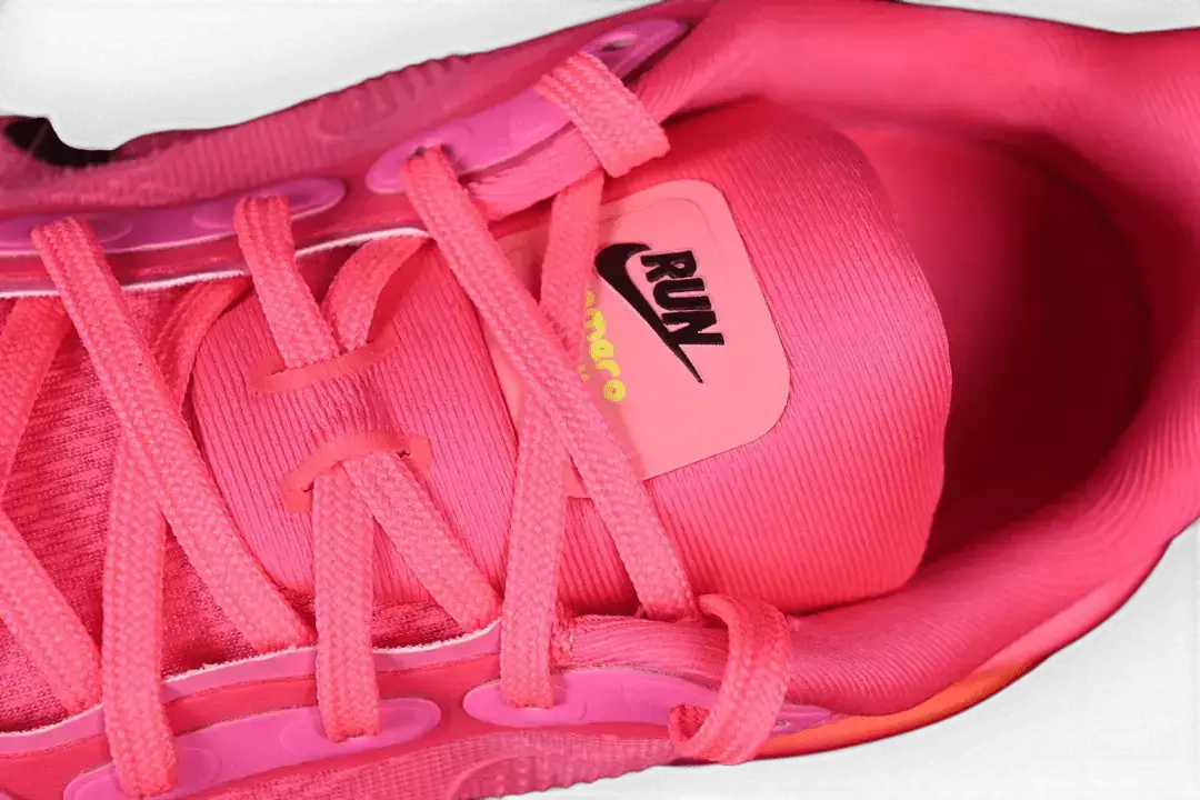 Nike Vomero Premium Hyper Pink Nike