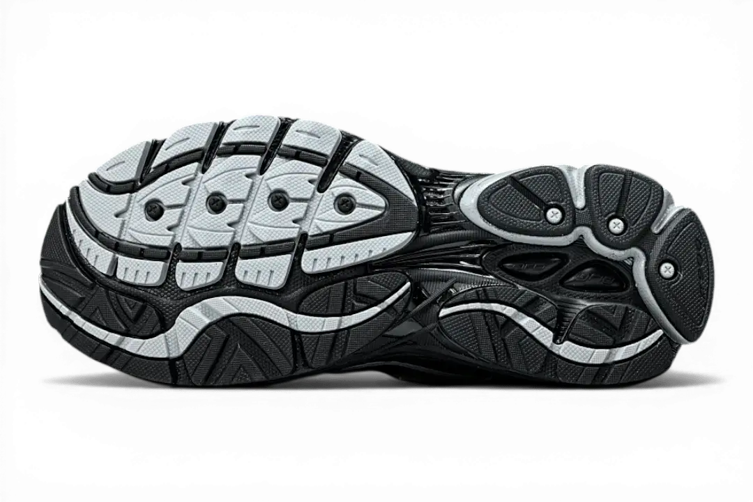 Saucony OG ProGrid Omni 9 Black Silver – Retro Runner Saucony