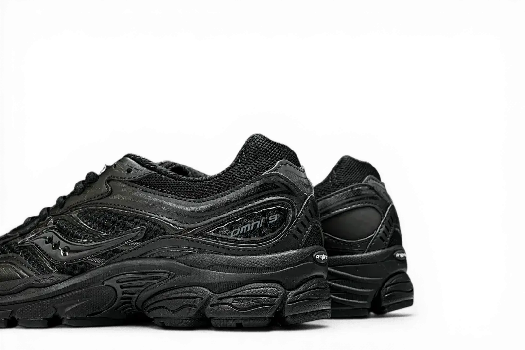 Saucony ProGrid Omni 9 Armor Black – Retro Runner Saucony