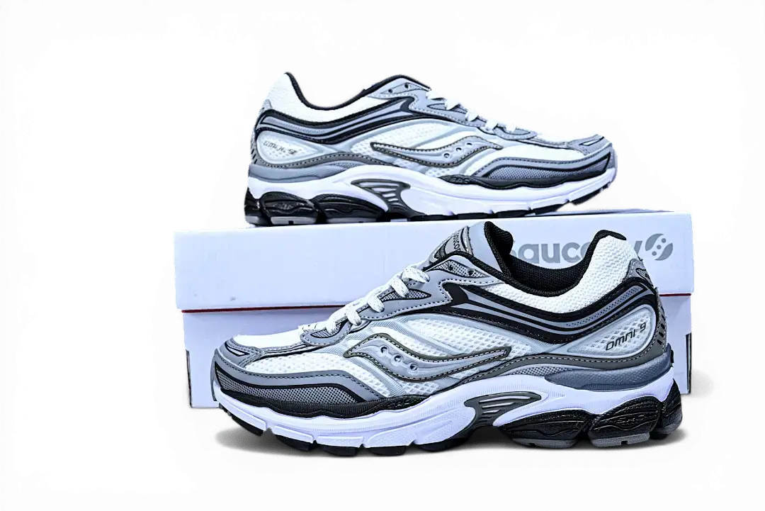 Saucony ProGrid Omni 9 Fabricated Future White Multi Saucony